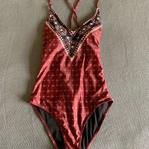 One Piece Swimsuit - CupShe